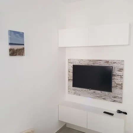 Sunset Krk 아파트 *